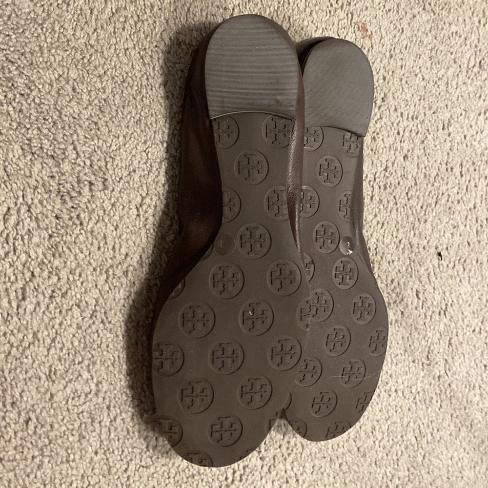 Brown size 8 Tory Burch shoes